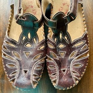 Pikolinos Puerto Vallarta Brown Calfskin Closed Toe‎ Cutout Sandals